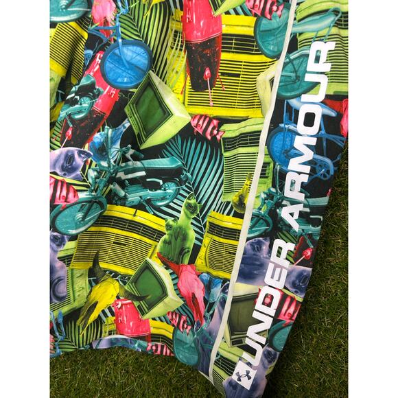 Under Armour Heat Gear Loose Fit Board Shorts Tropical Print Stretch Size 30 - Picture 2 of 9